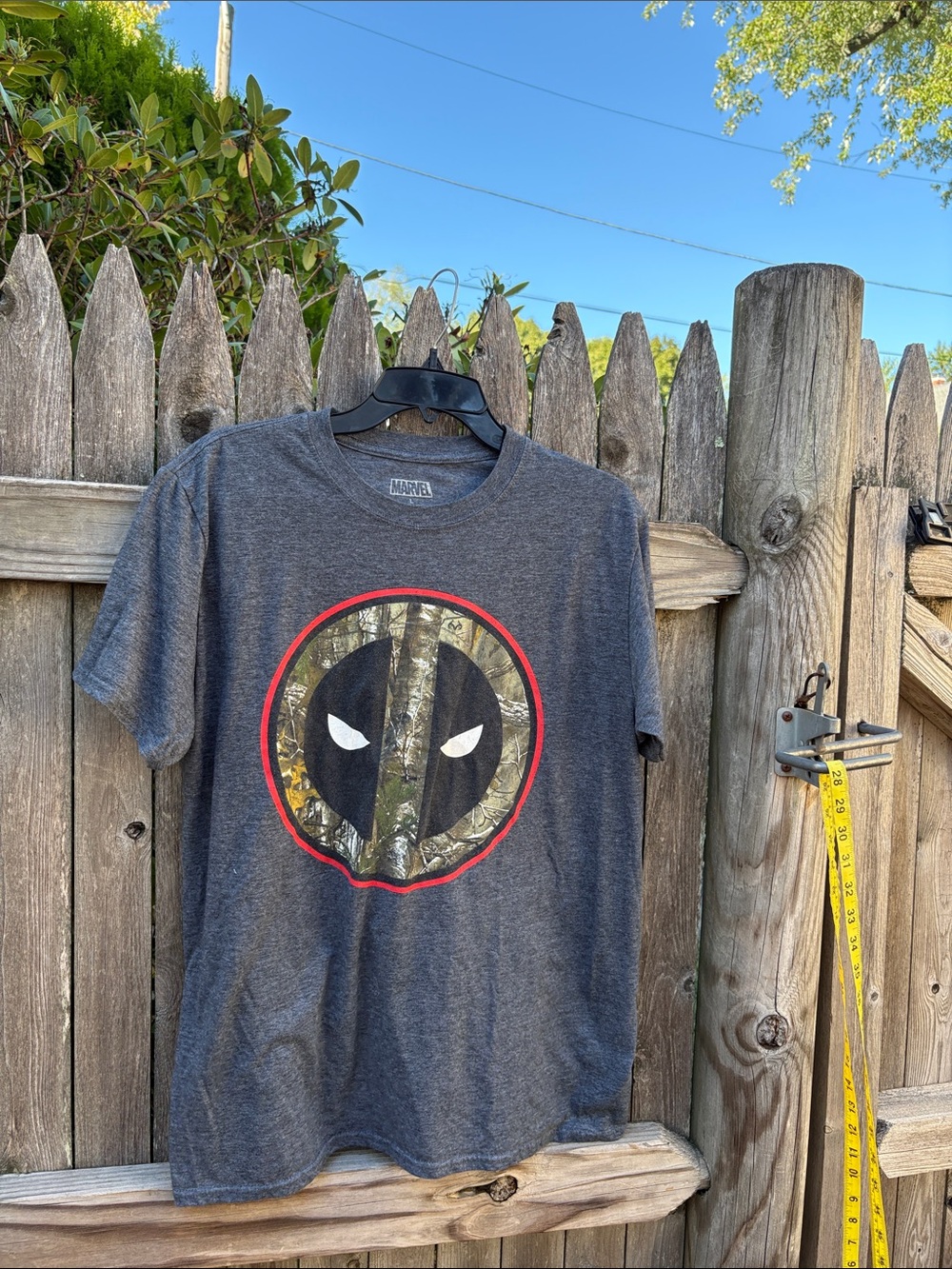 Marvel large gray tee!